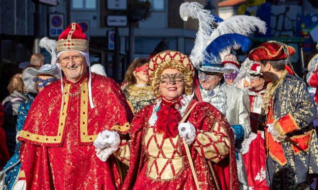 Carnevale Bollate 2026. La crew di Ospiate sfila in prima fila